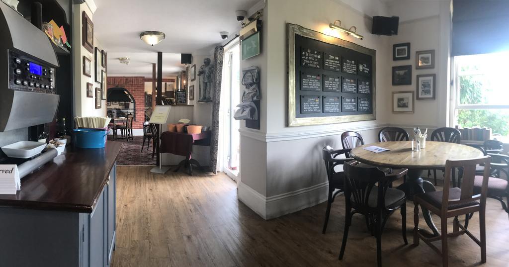 The Mortimer Arms (Adults Only) Romsey Exteriör bild