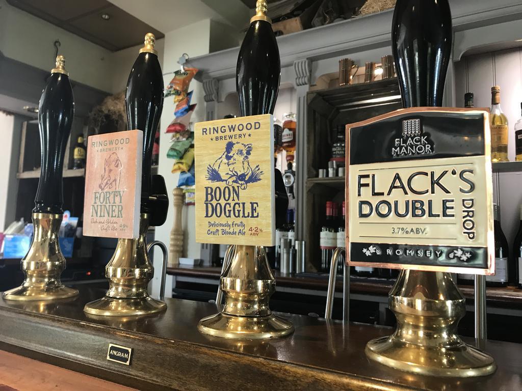 The Mortimer Arms (Adults Only) Romsey Exteriör bild